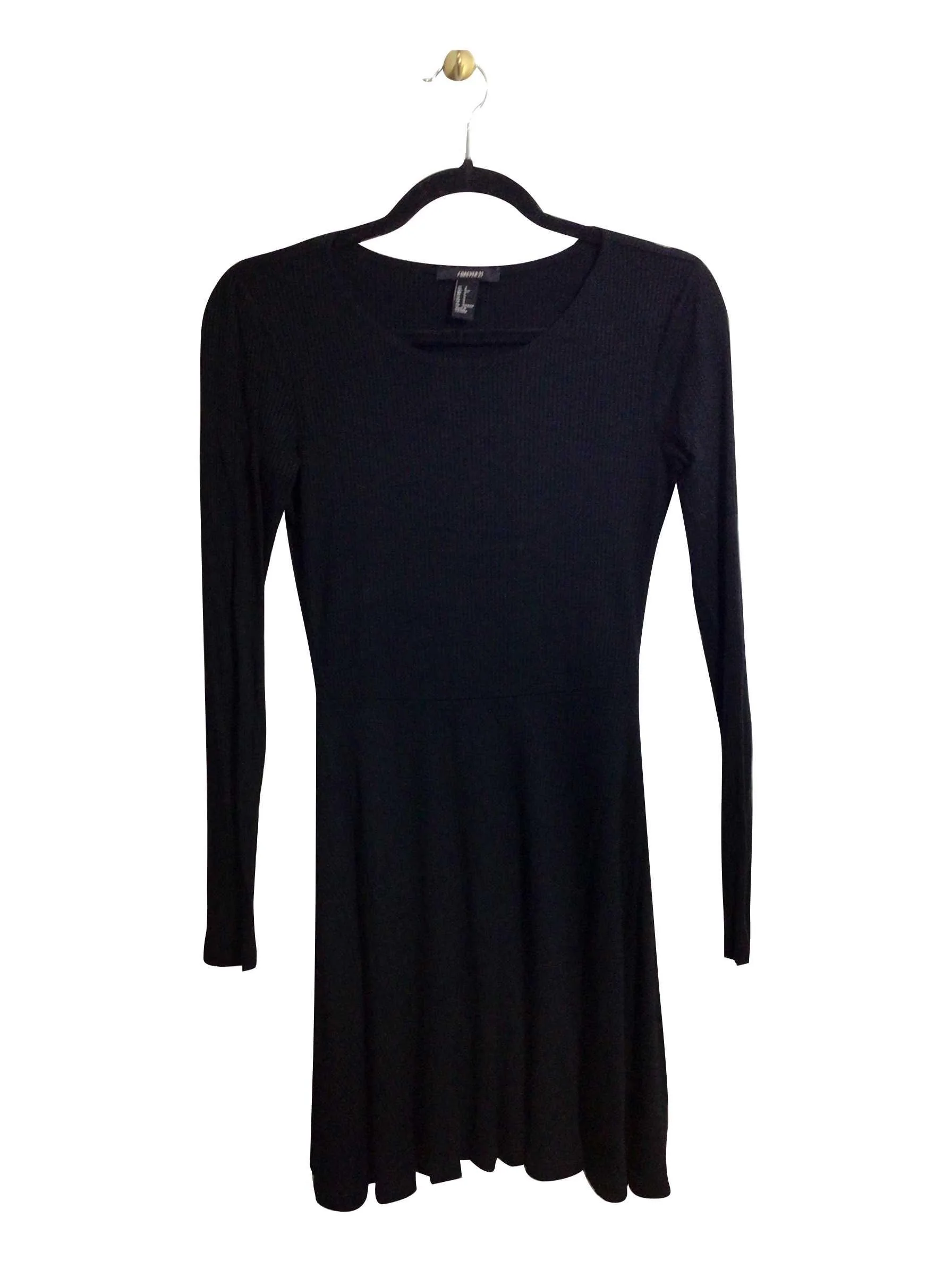 FOREVER 21 Regular fit Shift Dress in Black - S